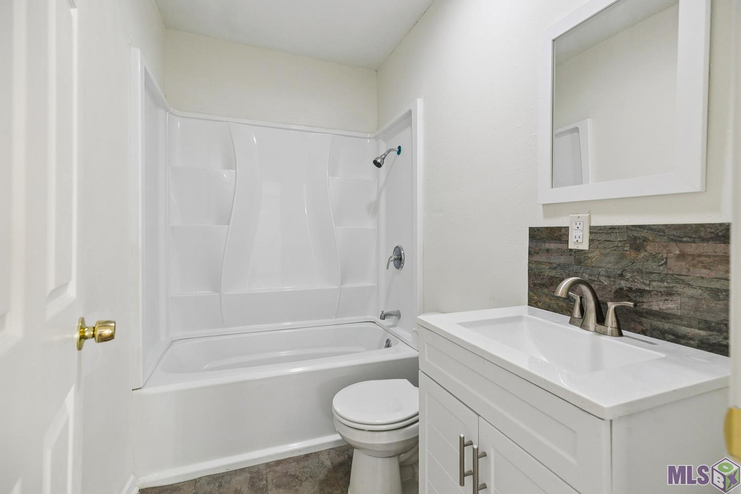 2371 East Smiley Avenue Baton Rouge, LA 70806 - Photo 7 of 10