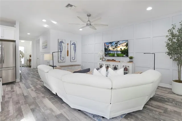 $649,000 | 14579 Topsail Drive, Naples, FL 34114