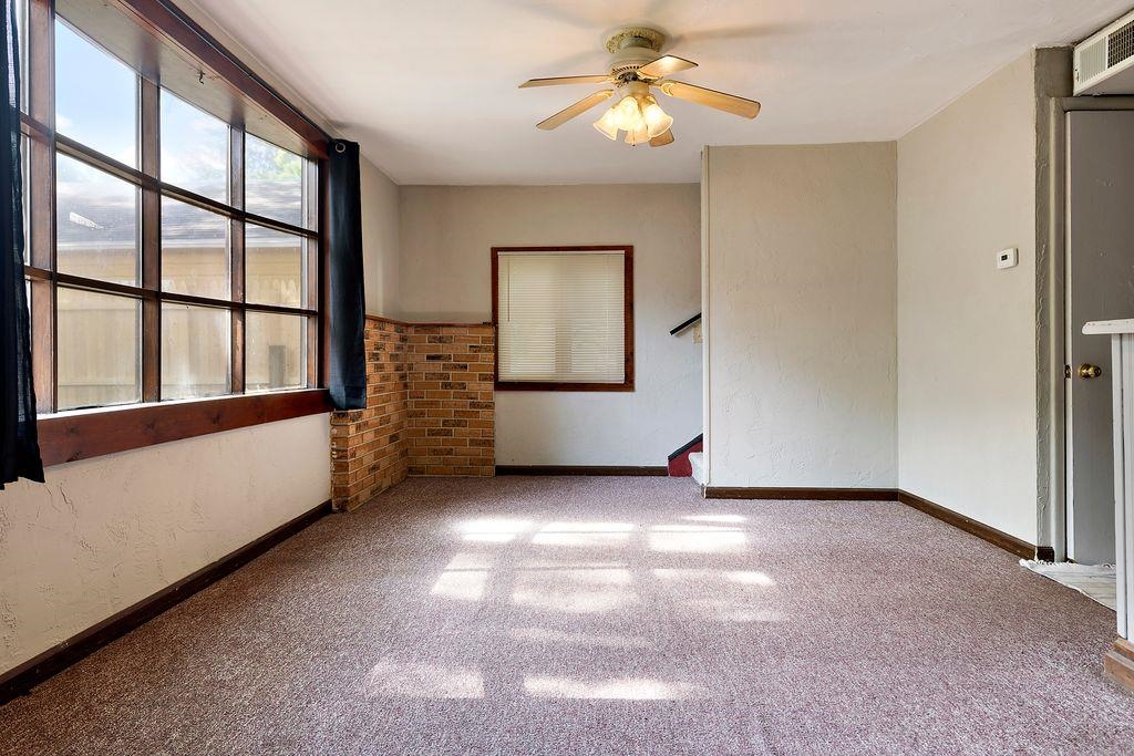 737 Johnson Street Beloit, WI 53511 - Photo 4 of 22