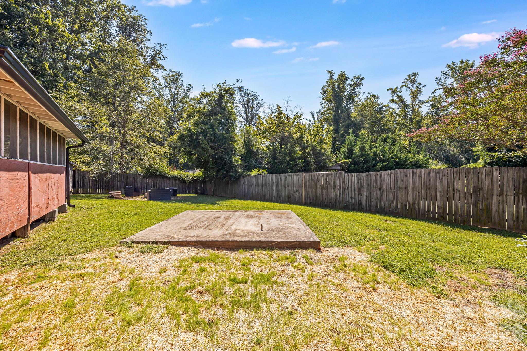 376 School Road East Asheville, NC 28803 - Photo 34 of 38 Gallery Image 34