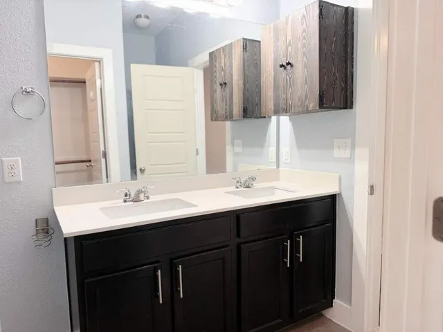 $2,450 | 7208 Lysander Court, Austin, TX 78741