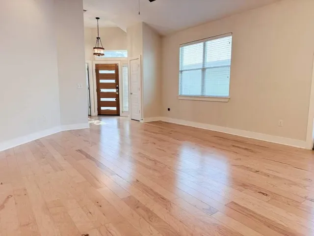 $2,450 | 7208 Lysander Court, Austin, TX 78741