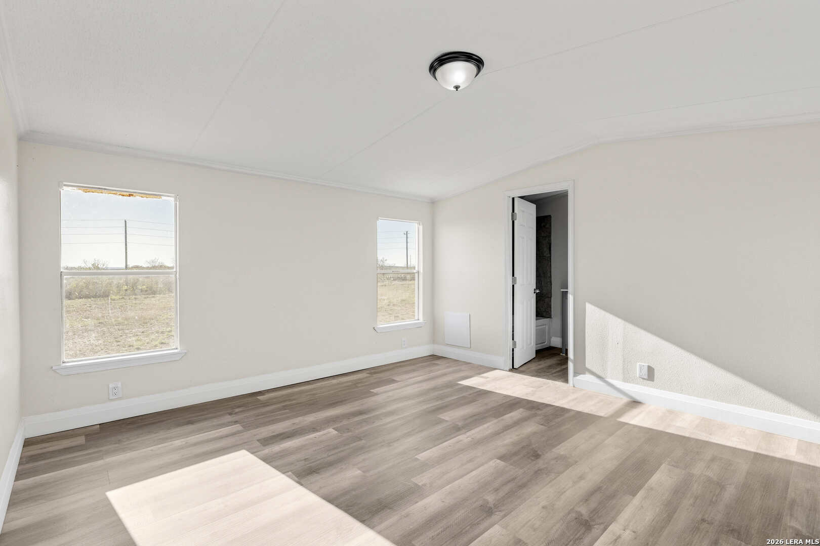 2811 Cr 467 Devine, TX 78016 - Photo 17 of 25