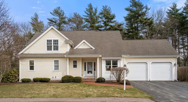 $729,000 | 47 Holly Circle, Unit 47, Kingston, MA 02364