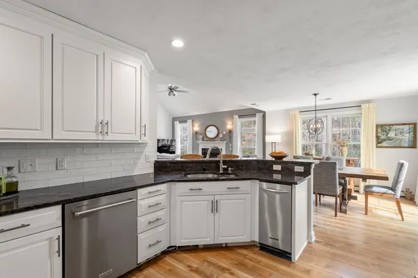 $729,000 | 47 Holly Circle, Unit 47, Kingston, MA 02364