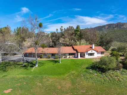 $1,050,000 | 15232 Presilla Drive, Jamul, CA 91935