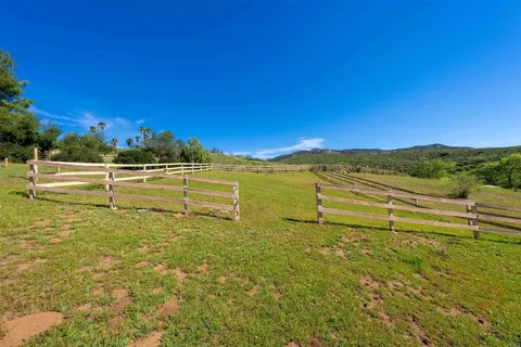 $1,050,000 | 15232 Presilla Drive, Jamul, CA 91935