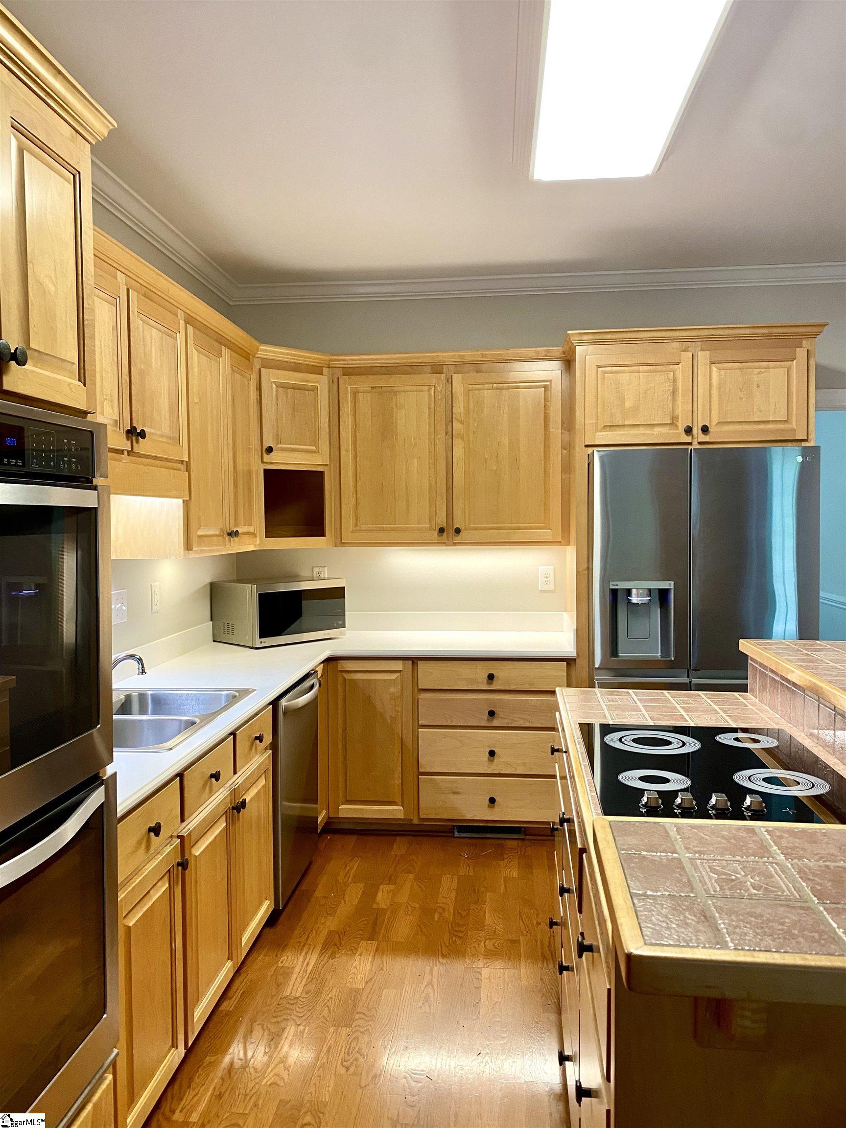 204 Catawbah Road Clemson, SC 29631 - Photo 5 of 36