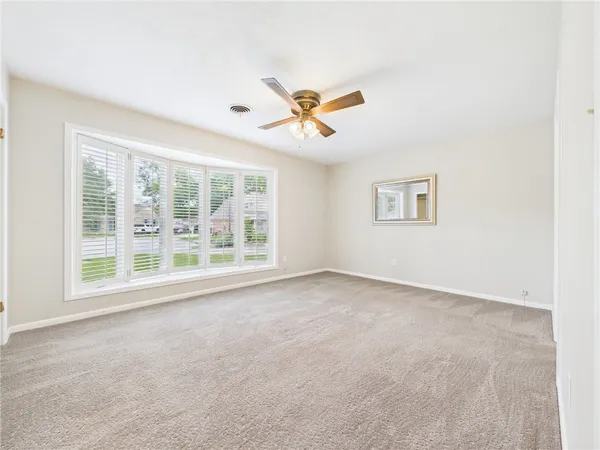 $425,000 | 902 Briar Bend Court, Bryan, TX 77802