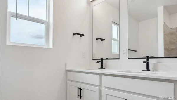 $509,995 | 668 North Ukraine Court, Aurora, CO 80018