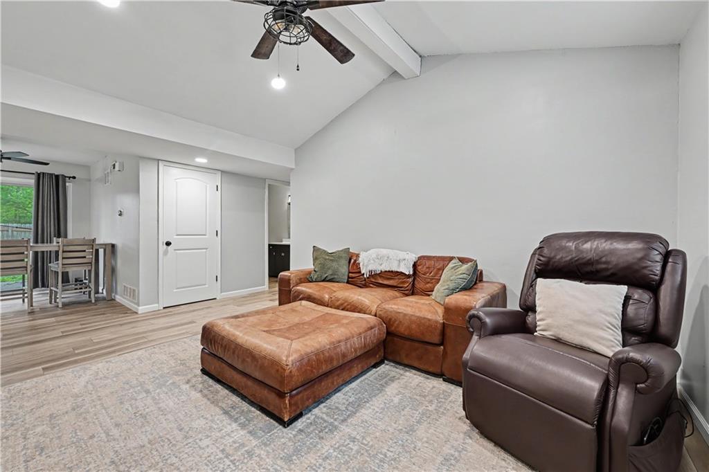 3804 Shadybrook Lane Lawrence, KS 66047 - Photo 11 of 25