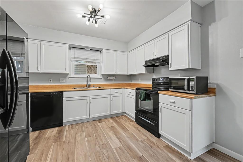 3804 Shadybrook Lane Lawrence, KS 66047 - Photo 18 of 25