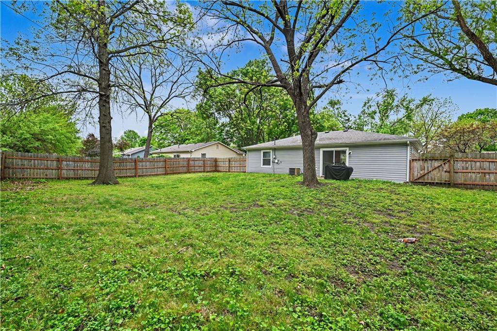 3804 Shadybrook Lane Lawrence, KS 66047 - Photo 25 of 25