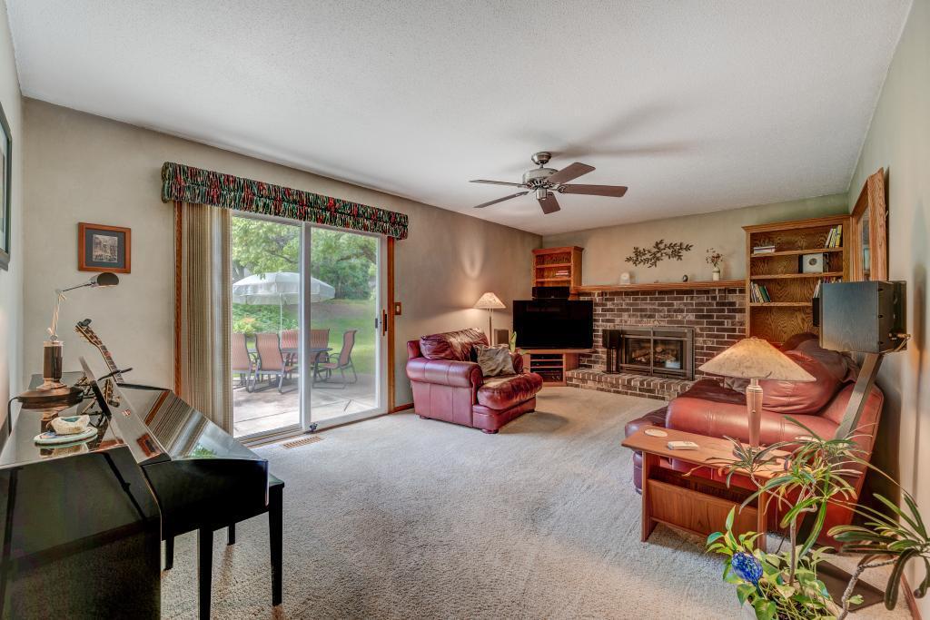 8958 Darnel Road Eden Prairie, MN 55347 - Photo 2 of 20 Gallery Image 2
