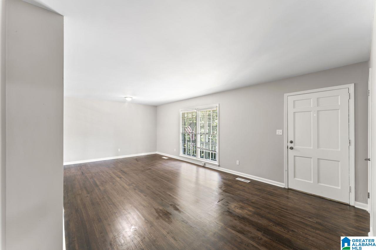1017 Springview Street Birmingham, AL 35215 - Photo 8 of 35