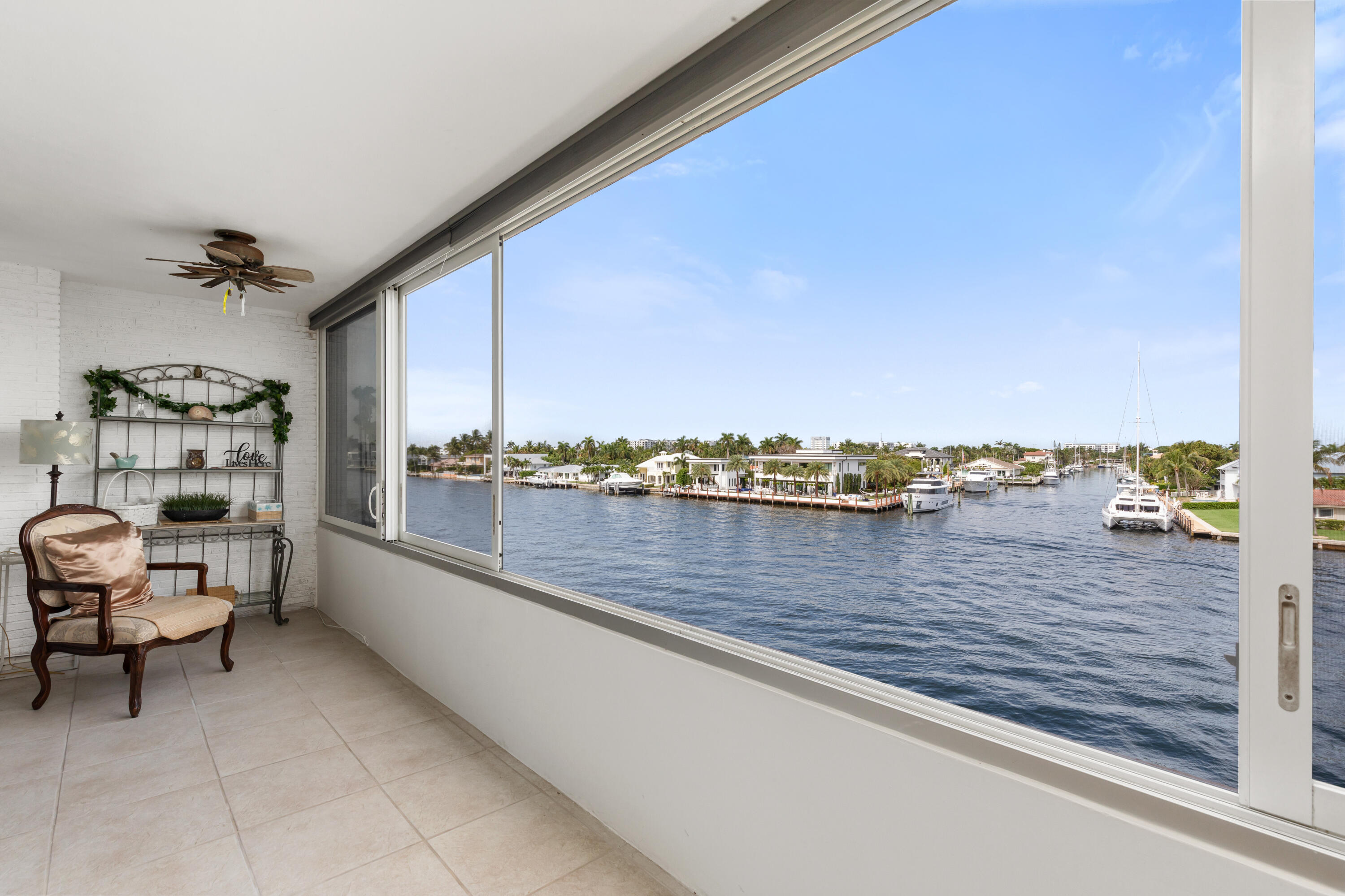 401 North Riverside Drive, Unit 406 Pompano Beach, FL 33062 - Photo 6 of 21 1I6A3379