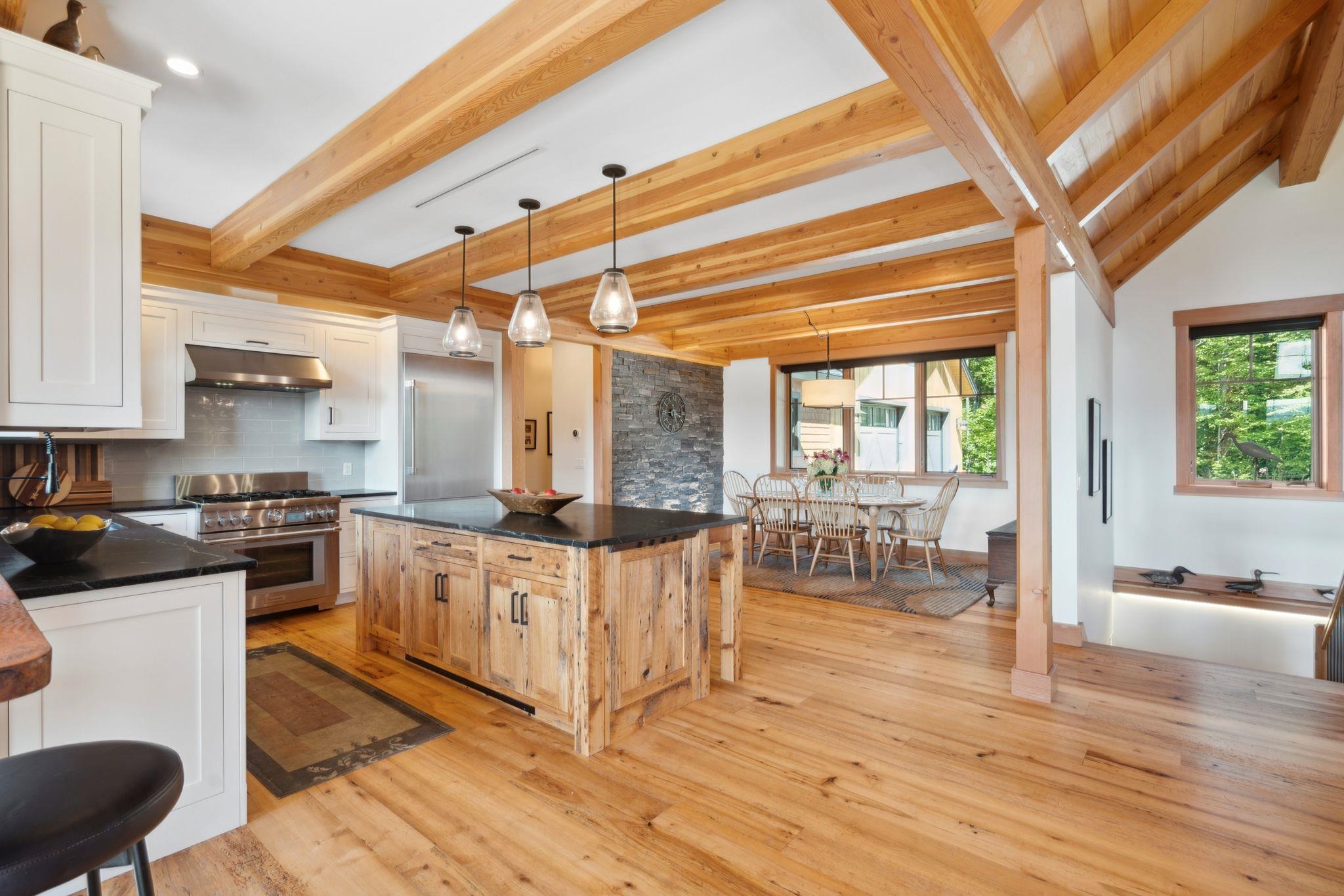 920 Wade Pasture Road Stowe, VT 05672 - Photo 5 of 40