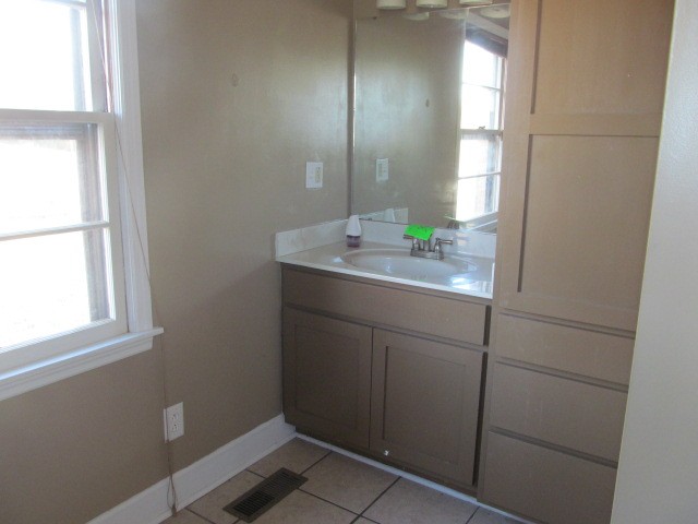 584 Oak Grove Road Goodspring, TN 38460 - Photo 5 of 12 a bathroom with a sink and mirror
