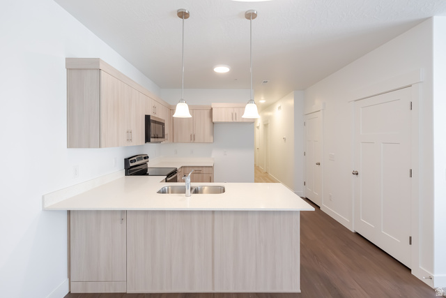 4664 South 680th West, Unit S203 Mapleton, UT 84664 - Photo 15 of 17