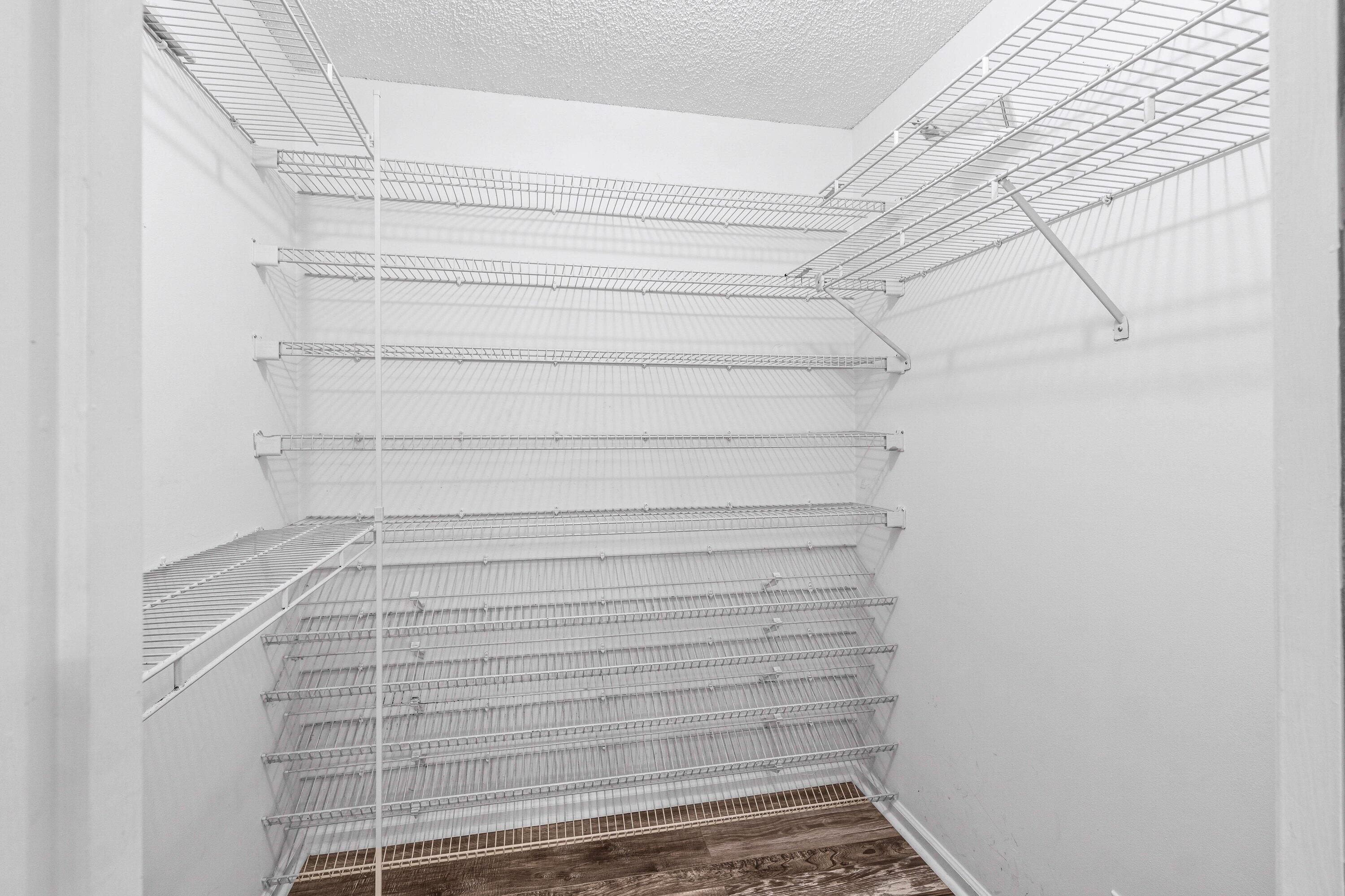 10173 Chestwood Road Boynton Beach, FL 33437 - Photo 10 of 26 Primary large walkin Closet