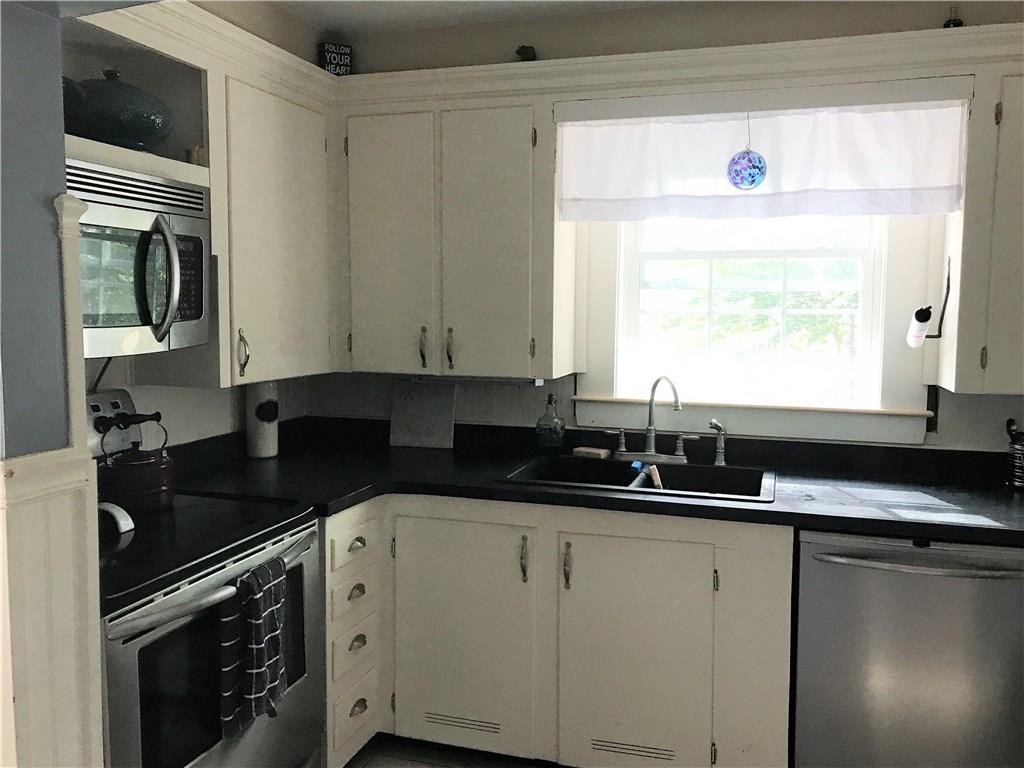 206 River Street Springvale, ME 04083 - Photo 13 of 31 Photo