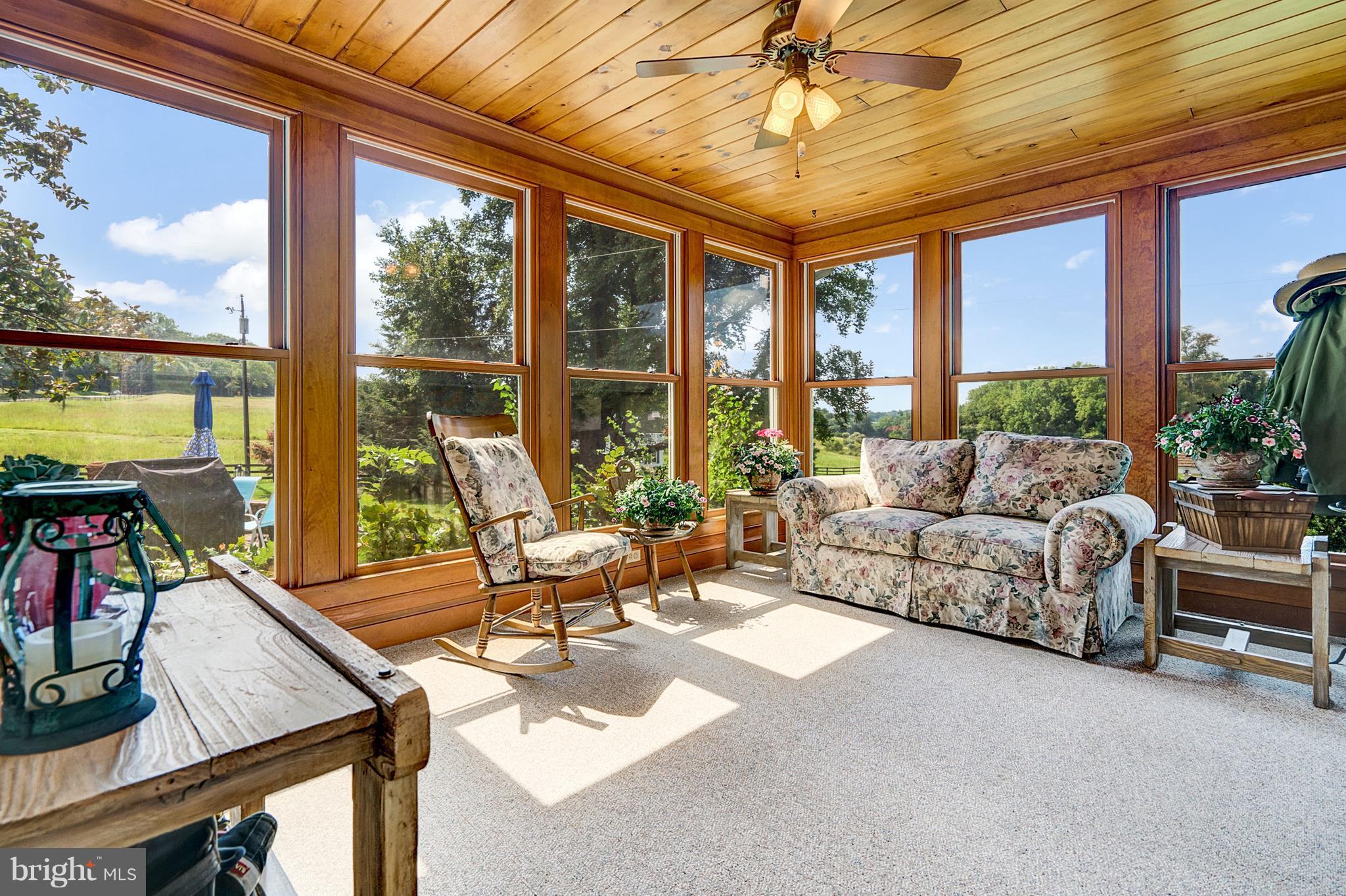 6252 Leeds Manor Road Hume, VA 22639 - Photo 11 of 30 Sun porch