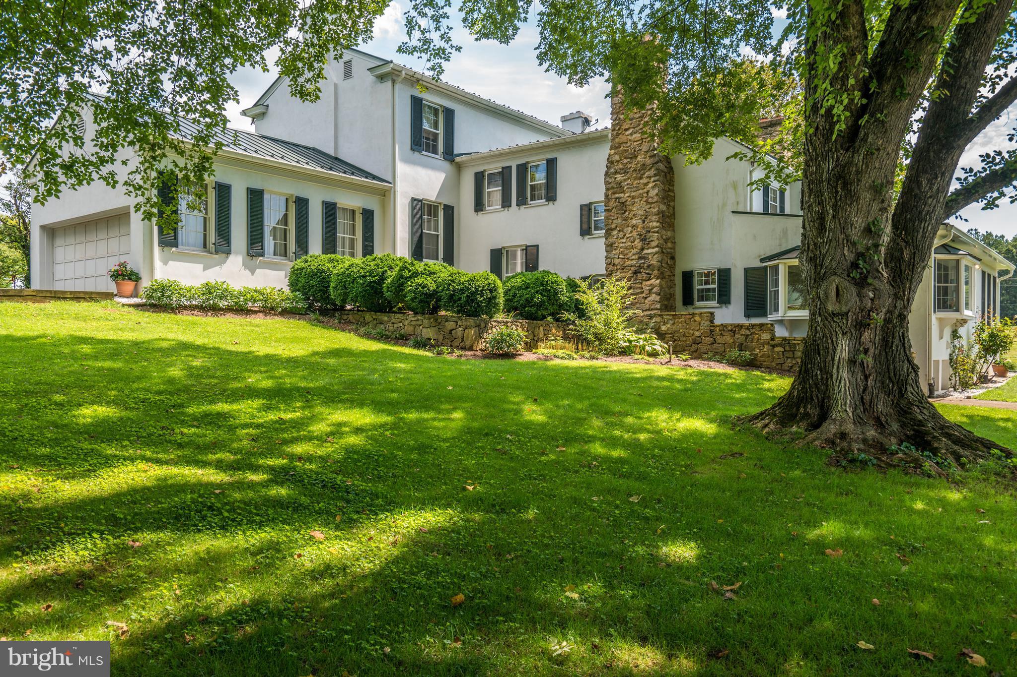 6252 Leeds Manor Road Hume, VA 22639 - Photo 17 of 30 Exterior (Rear)