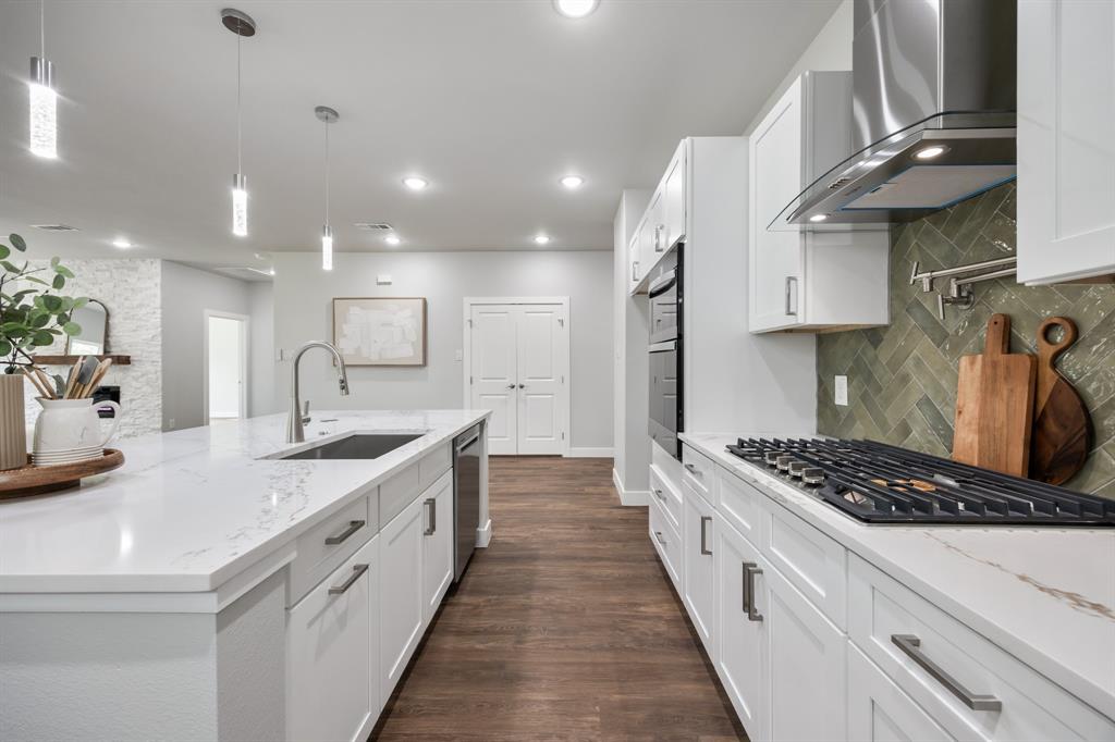 907 Elwood Road Irving, TX 75061 - Photo 17 of 32