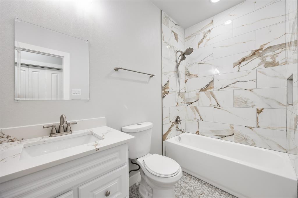 907 Elwood Road Irving, TX 75061 - Photo 25 of 32