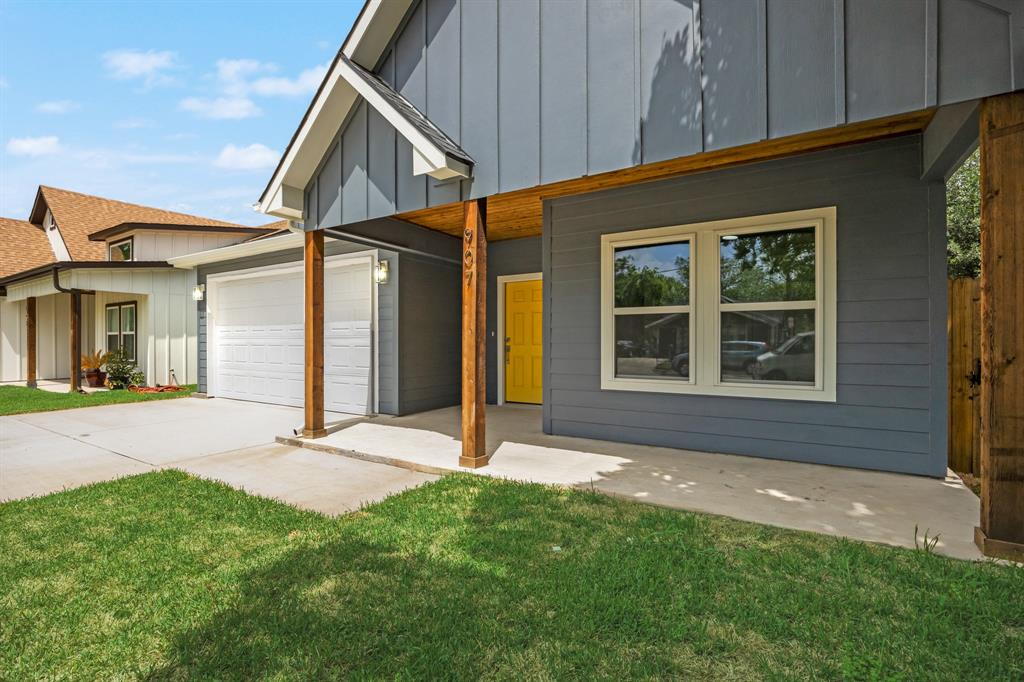 907 Elwood Road Irving, TX 75061 - Photo 3 of 32