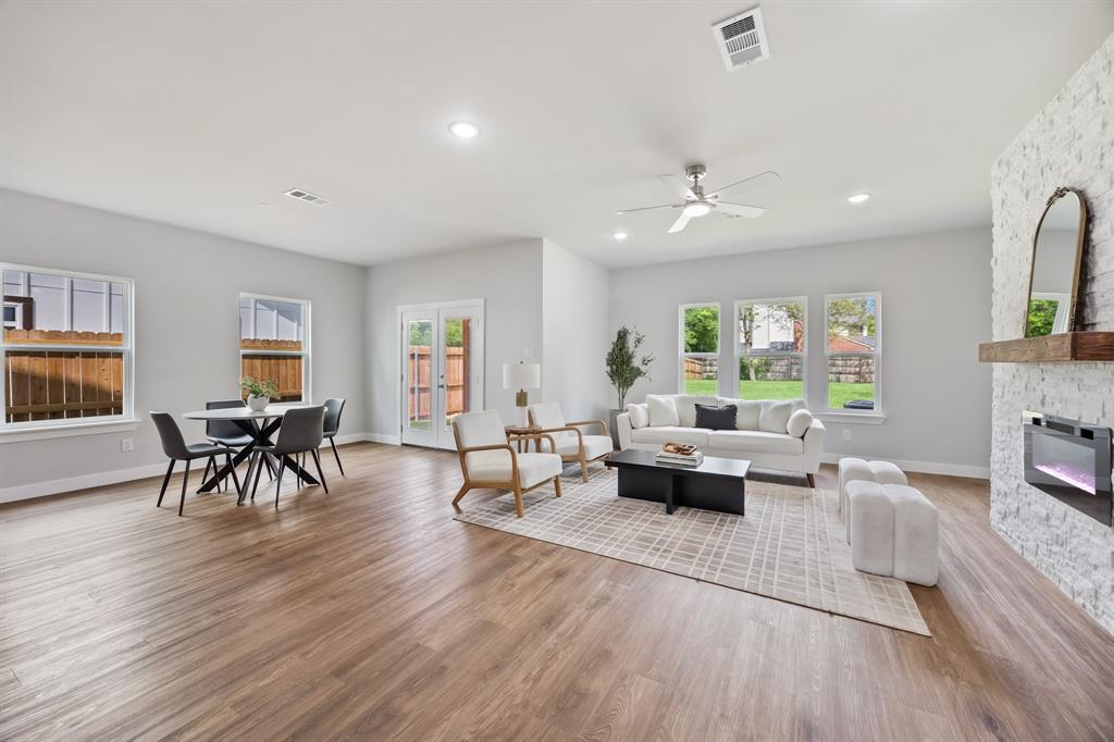 907 Elwood Road Irving, TX 75061 - Photo 10 of 32