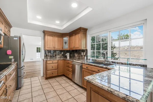 $5,900 | 327 Bethany Street, Thousand Oaks, CA 91360