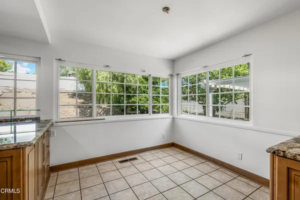 $5,900 | 327 Bethany Street, Thousand Oaks, CA 91360