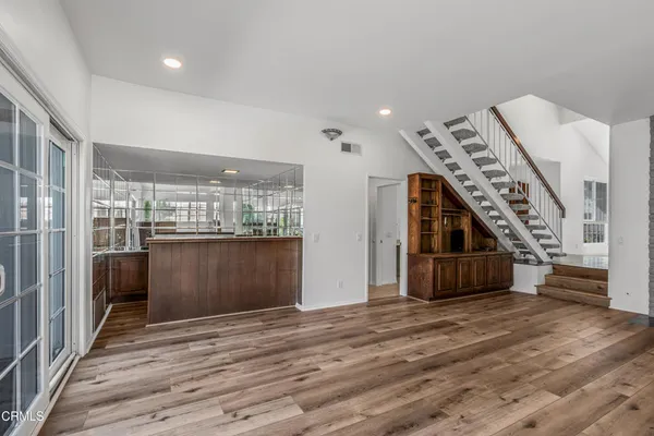 $5,900 | 327 Bethany Street, Thousand Oaks, CA 91360