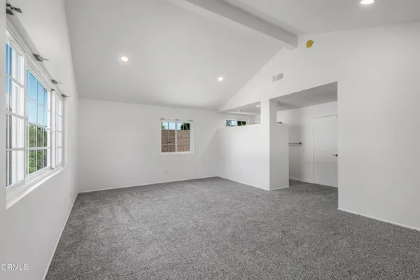 $5,900 | 327 Bethany Street, Thousand Oaks, CA 91360