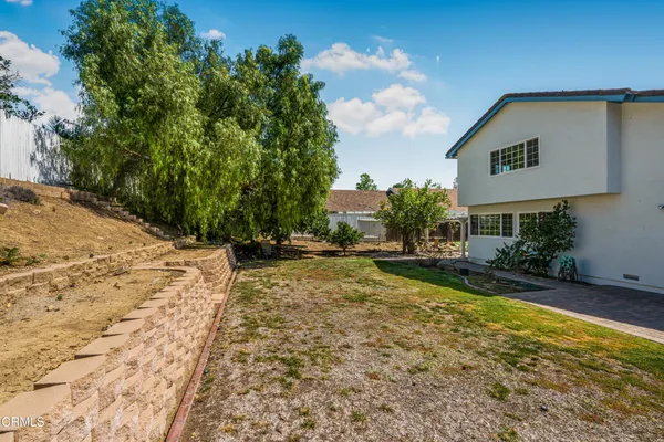 $5,900 | 327 Bethany Street, Thousand Oaks, CA 91360