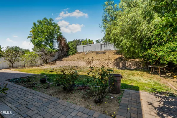 $5,900 | 327 Bethany Street, Thousand Oaks, CA 91360