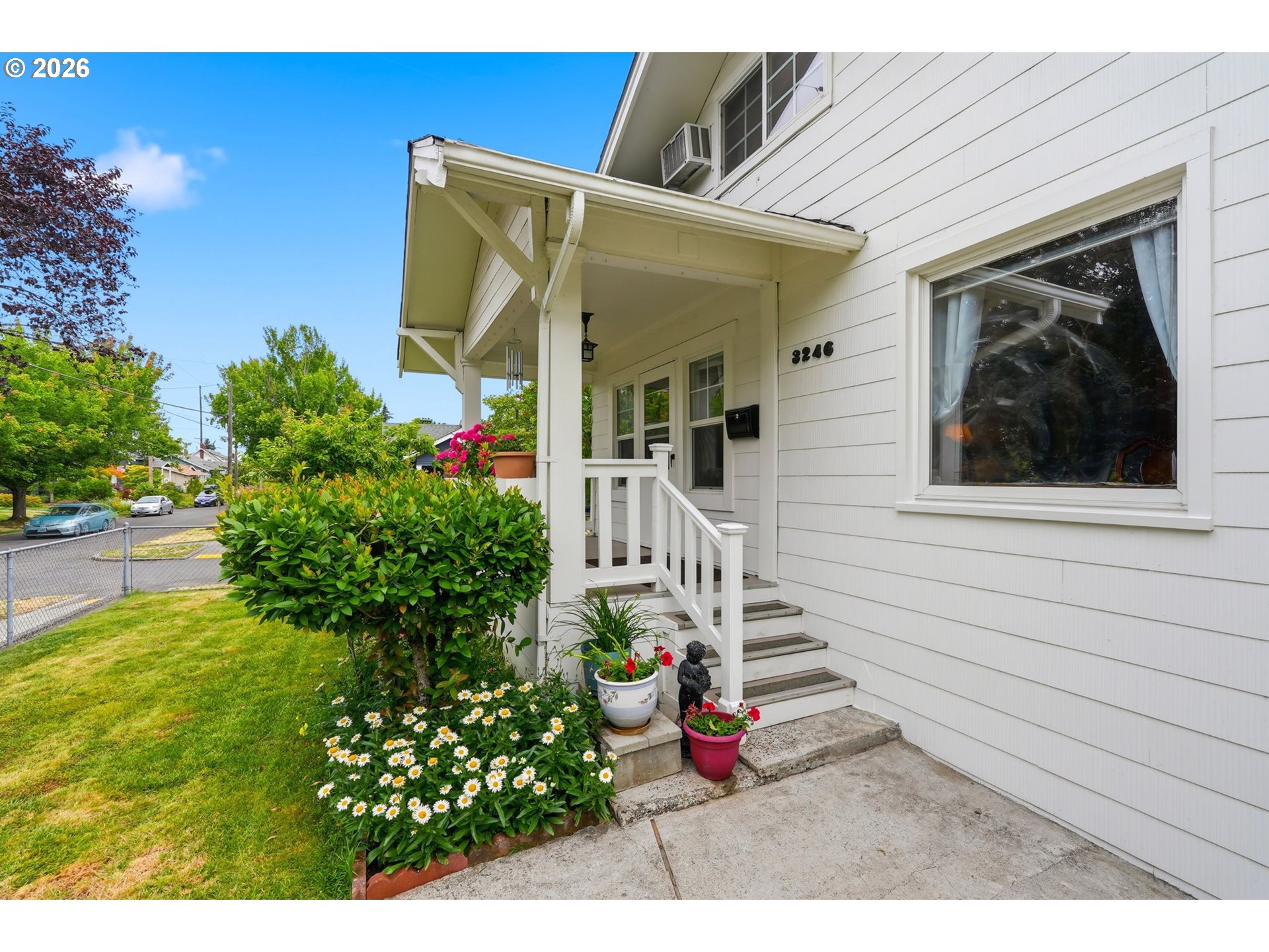 3246 Northeast 59th Avenue Portland, OR 97213 - Photo 3 of 46