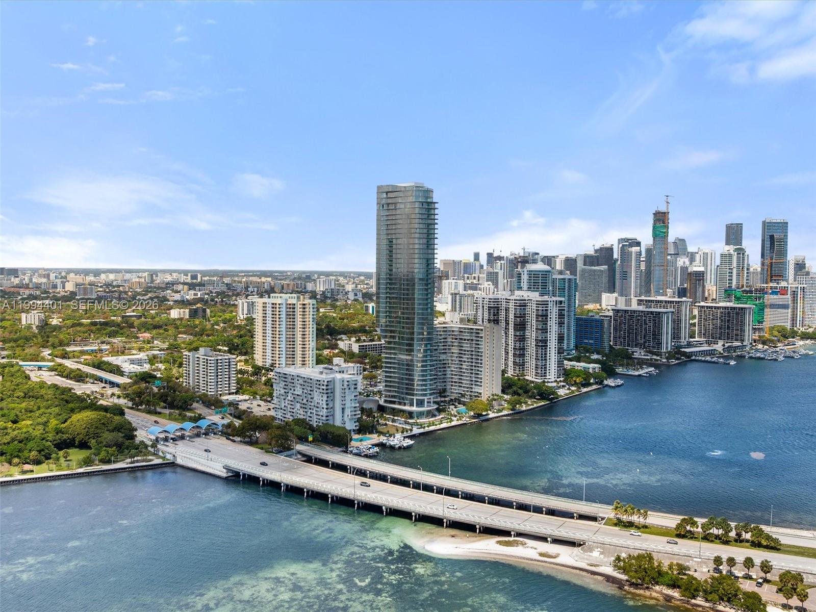 175 Southeast 25th Road, Unit 502 Miami, FL 33129 - Photo 5 of 32