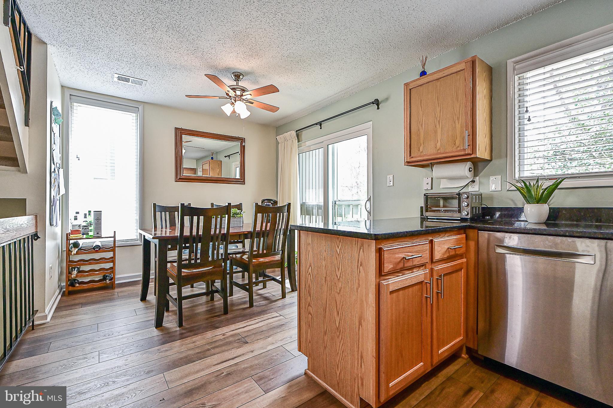 2414 Southgate Square Reston, VA 20191 - Photo 16 of 48