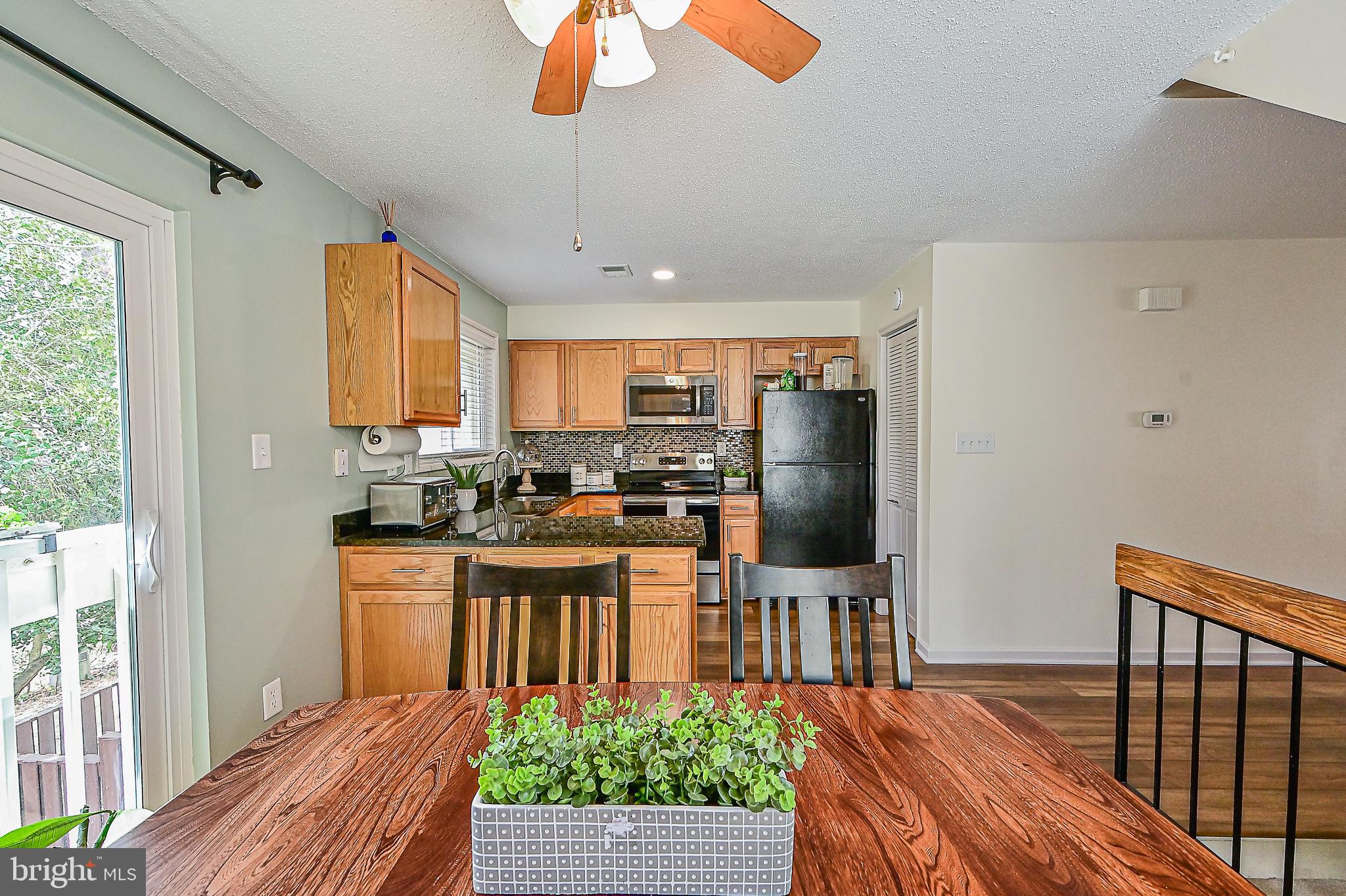2414 Southgate Square Reston, VA 20191 - Photo 18 of 48