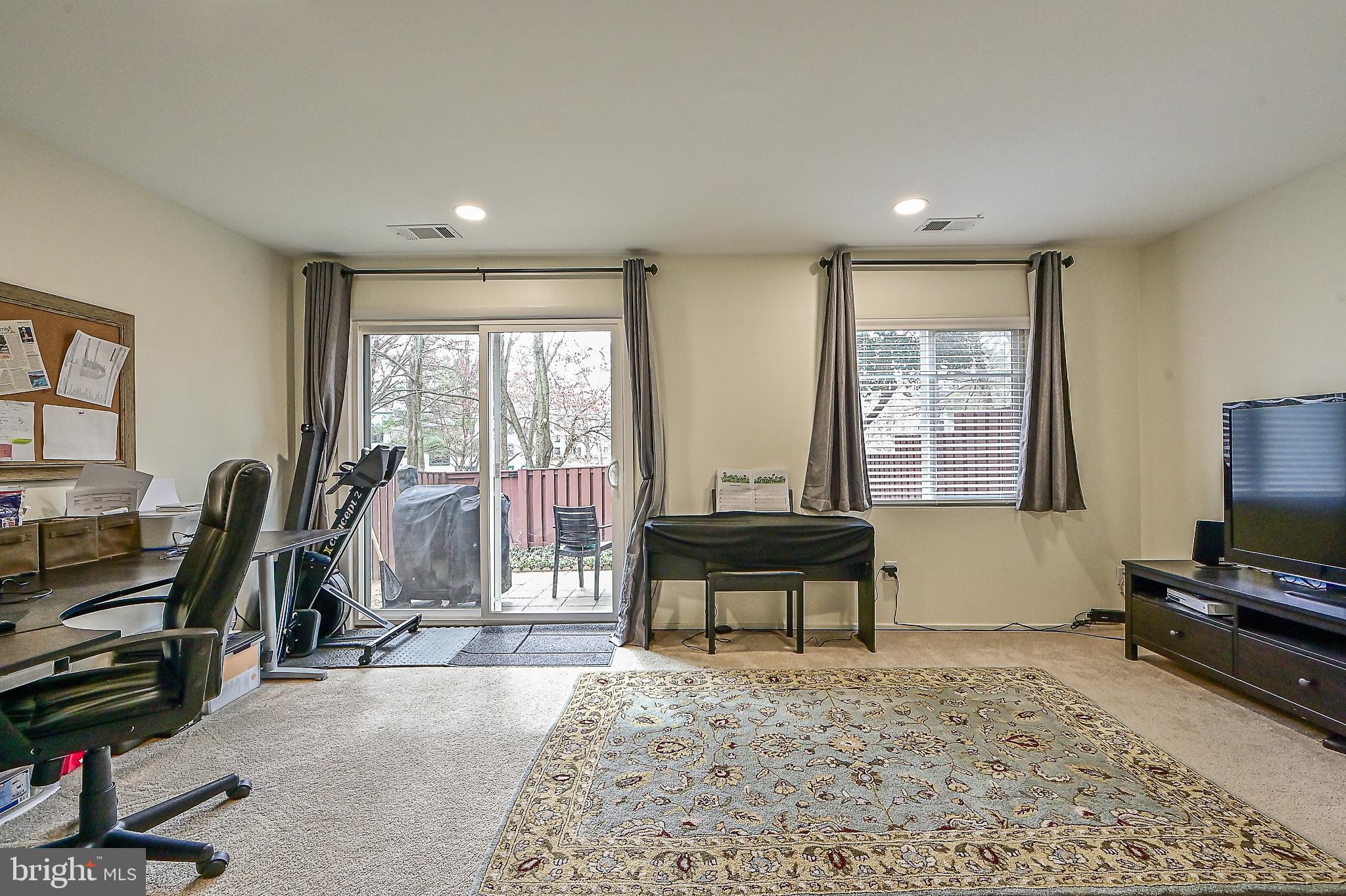 2414 Southgate Square Reston, VA 20191 - Photo 29 of 48