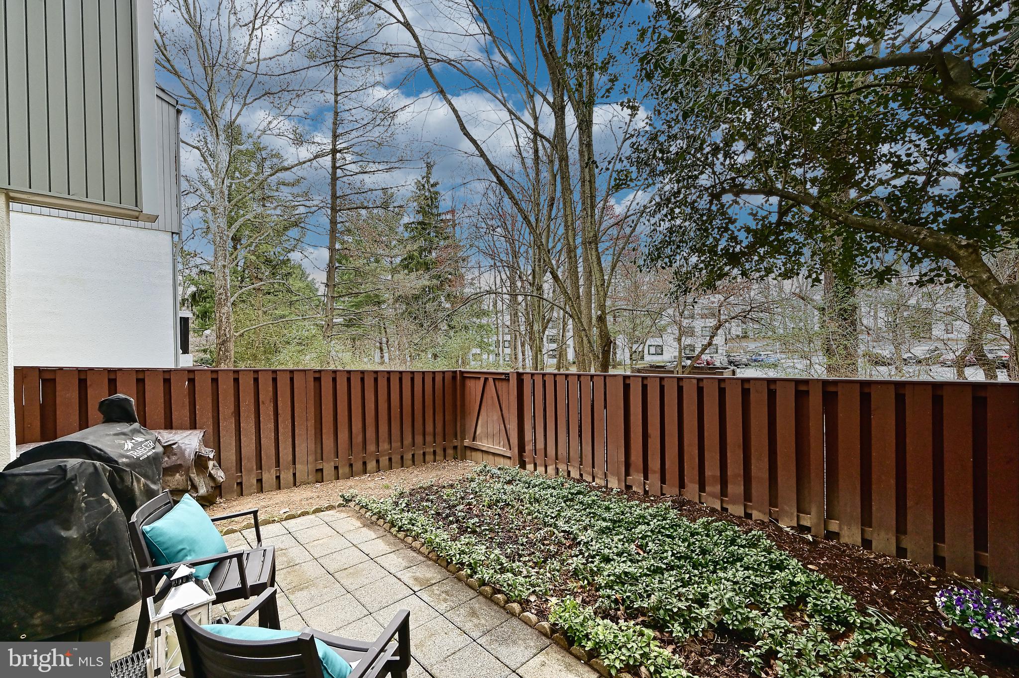 2414 Southgate Square Reston, VA 20191 - Photo 40 of 48