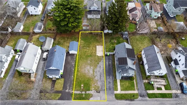 $17,000 | 410 Kenwick Drive, Syracuse, NY 13208