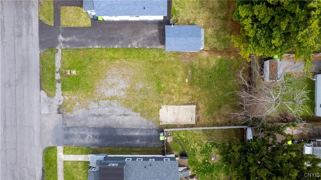 $19,900 | 410 Kenwick Drive, Salina, NY 13208