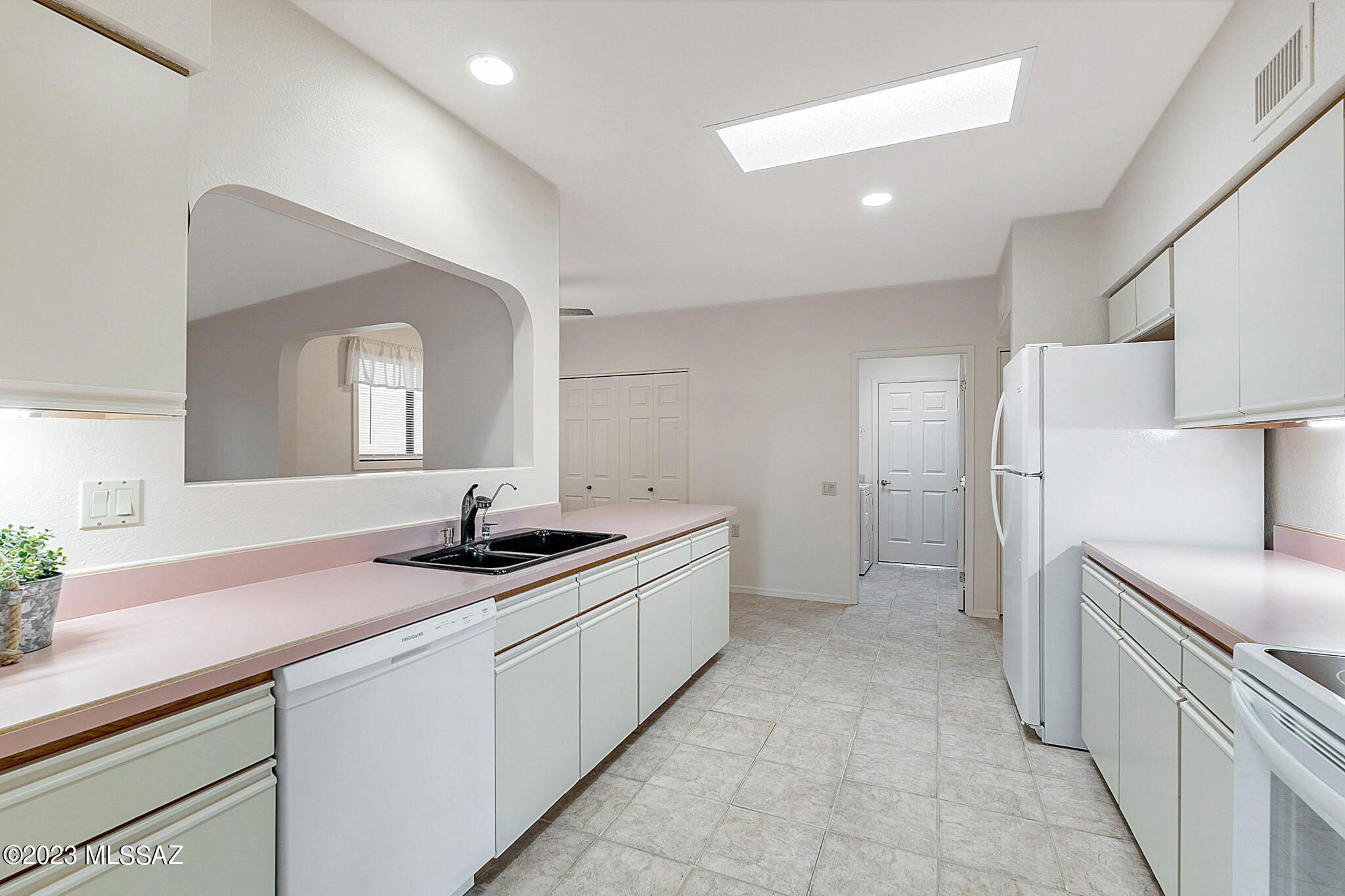 660 West Rio-Altar Green Valley, AZ 85614 - Photo 16 of 40 Gallery Image 16