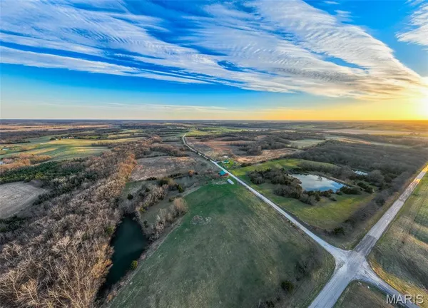 $181,485 | 2 Ember Drive, Browning, MO 64630