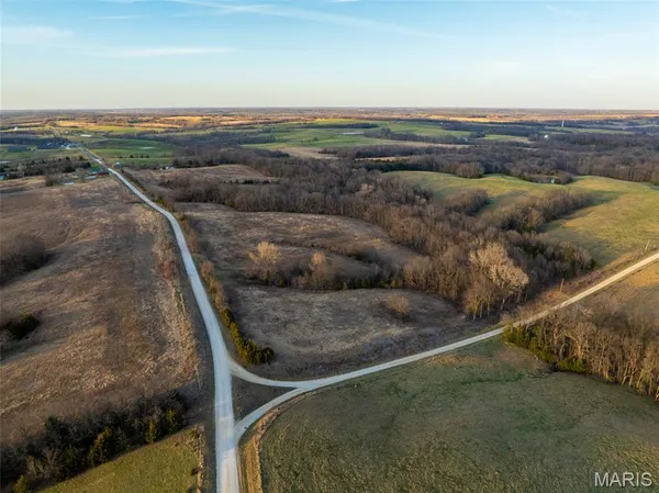 $181,485 | 2 Ember Drive, Browning, MO 64630