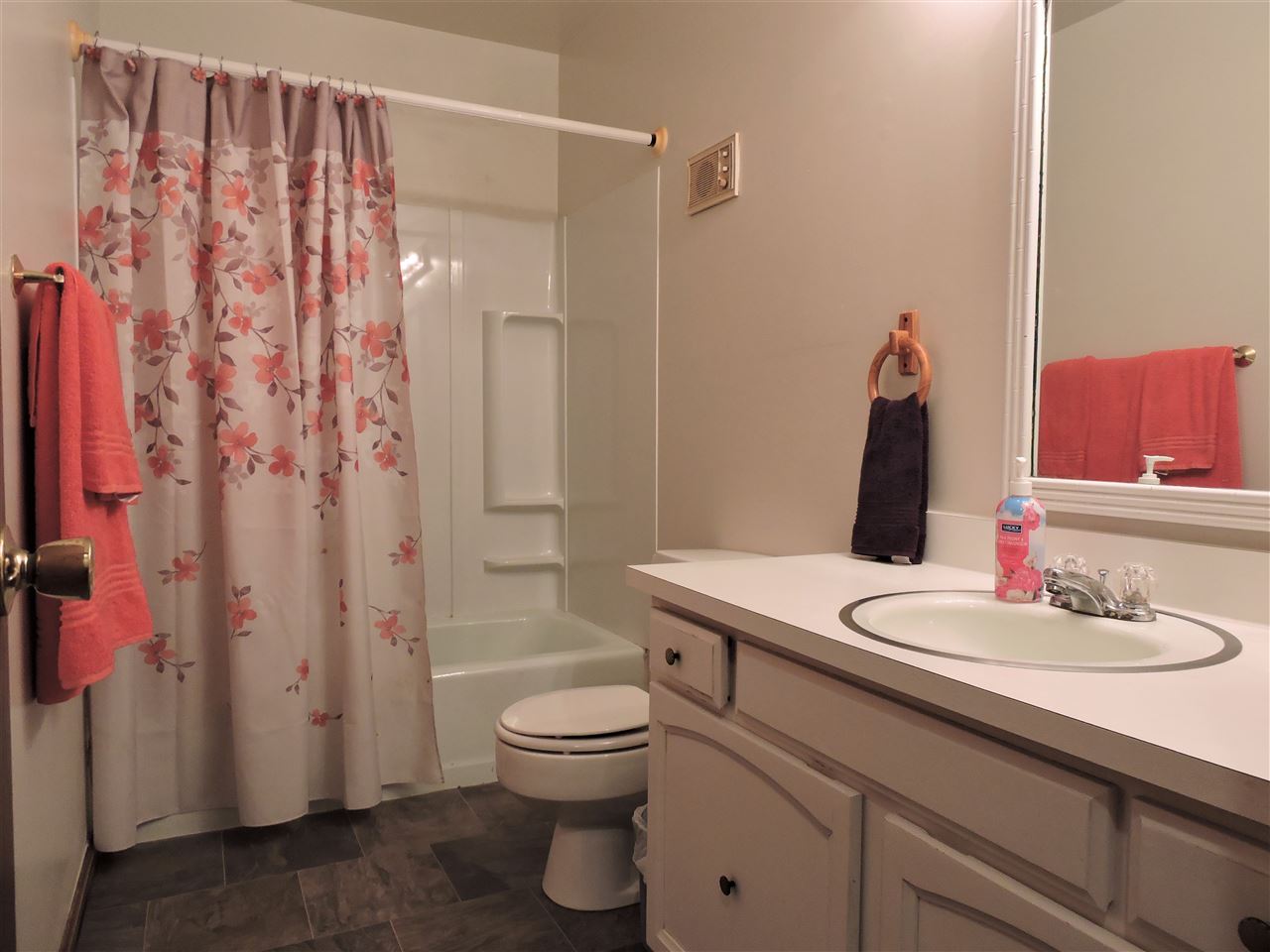 6711 Springvale Court Newburgh, IN 47630 - Photo 6 of 18 Gallery Image 6