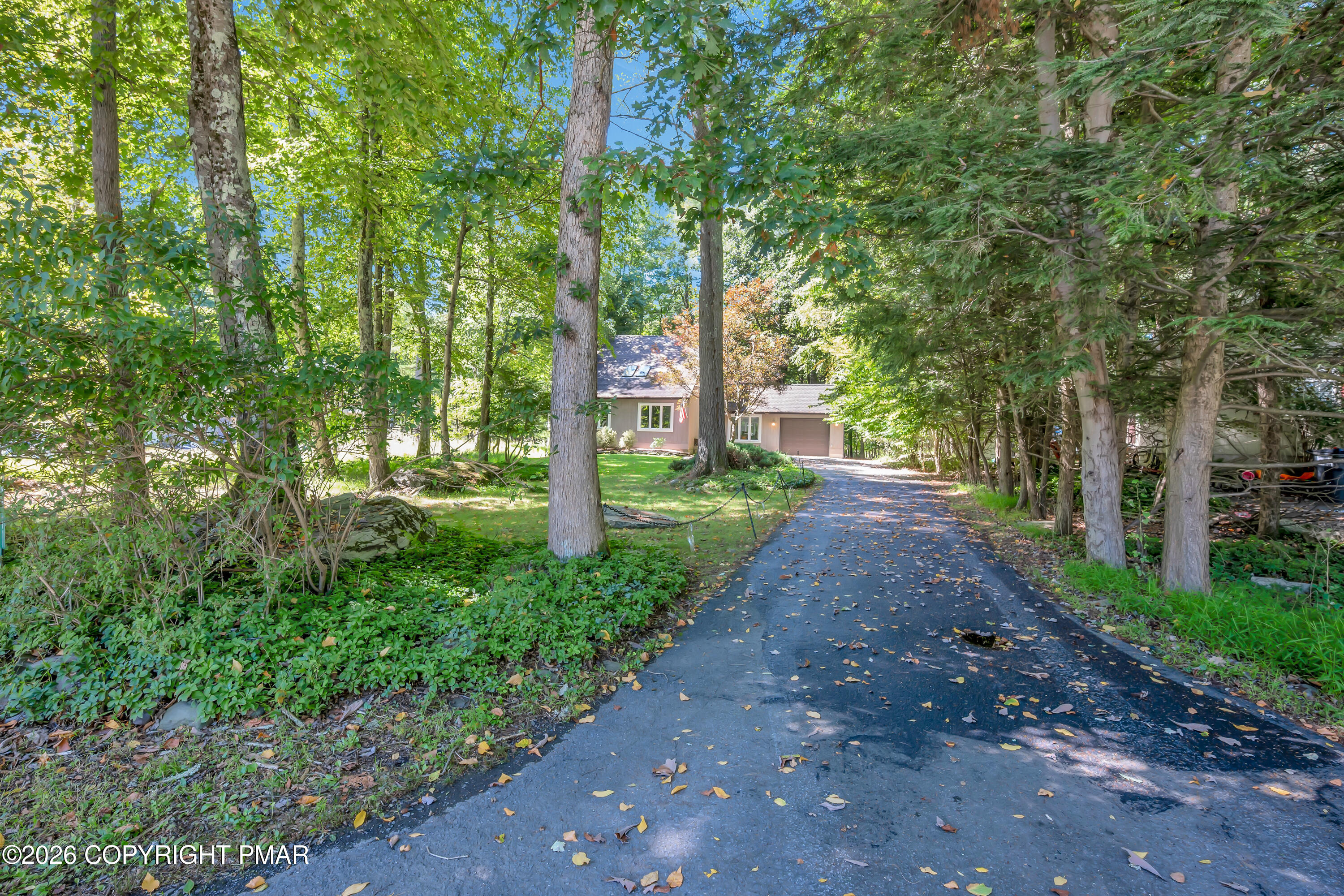 3371 Frontier Road East Stroudsburg, PA 18302 - Photo 28 of 44 Driveway
